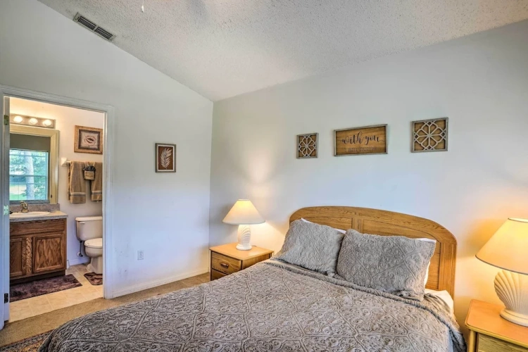 3 Bedrooms Cottage