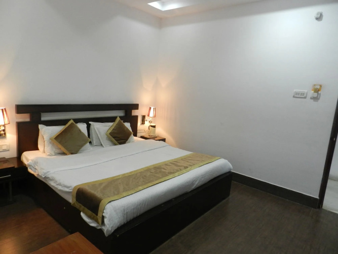 EuroStar Inn