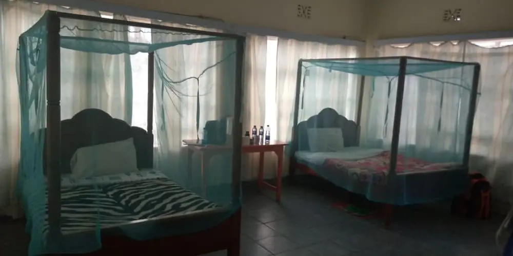 Chariot County Hotel