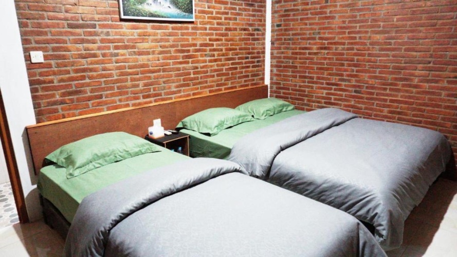 Deluxe Triple room