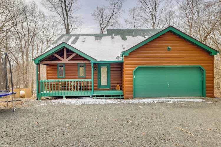 3 Bedrooms Cottage with balcony