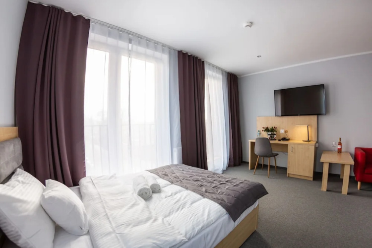 Hotel Seven