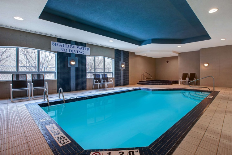 Days Inn & Suites by Wyndham Collingwood photo 14