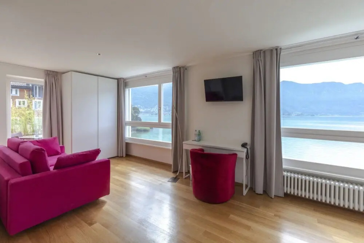 Lac Hotel