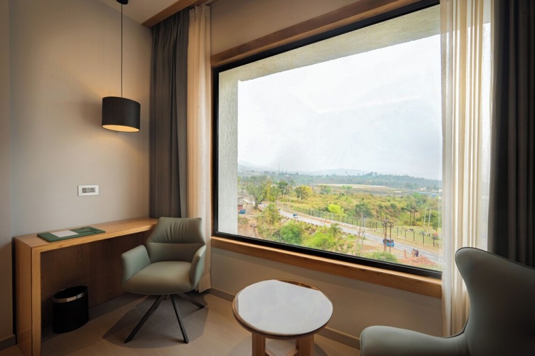 Premium Double room with land view