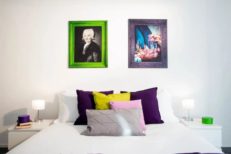 Ferdinando Arthouse Oversized Modern Apartment