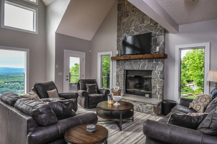 La Bella Vita by Taylor Made Deep Creek
