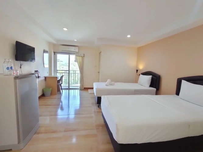 Superior Twin room with balcony