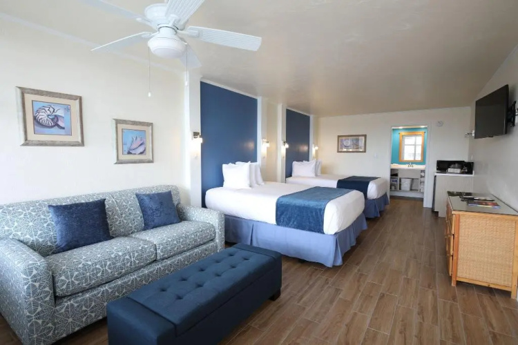Outrigger Beach Resort