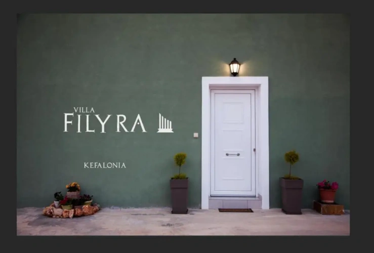 2 Bedrooms Villa