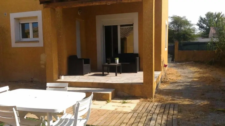 2 Bedrooms Cottage
