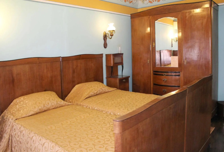 Family Hotel at Renaissance Square
