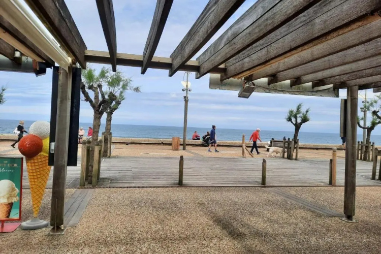 Itotaki Tropic Front de mer TVWIFI Balcon