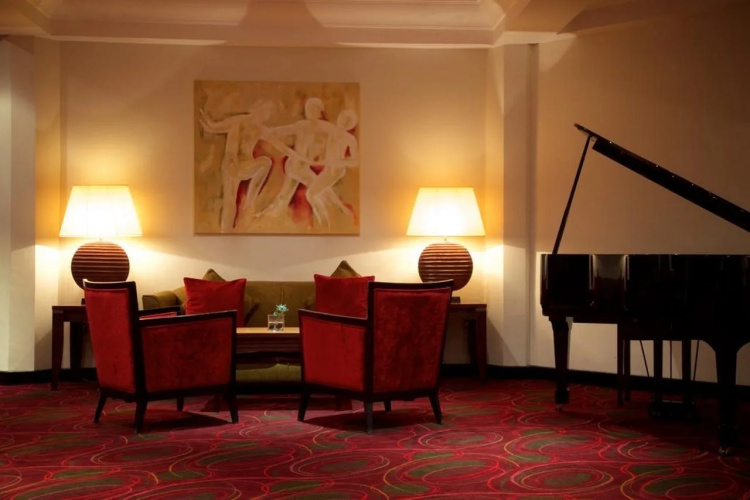 Riverside Lodge Hotel