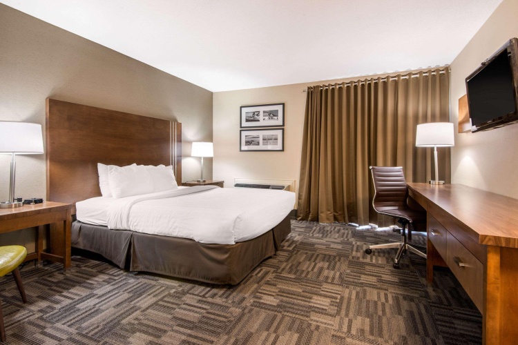 Quality Inn & Conference Centre photo 8