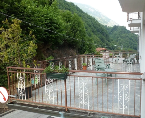 Standard Triple room with balcony and with view