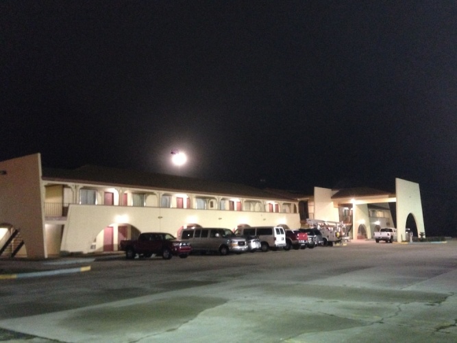 Hometown Inn & Suites