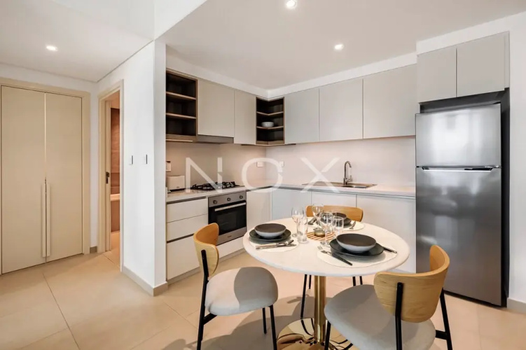 Elegant 1BR Downtown Views 2 T3
