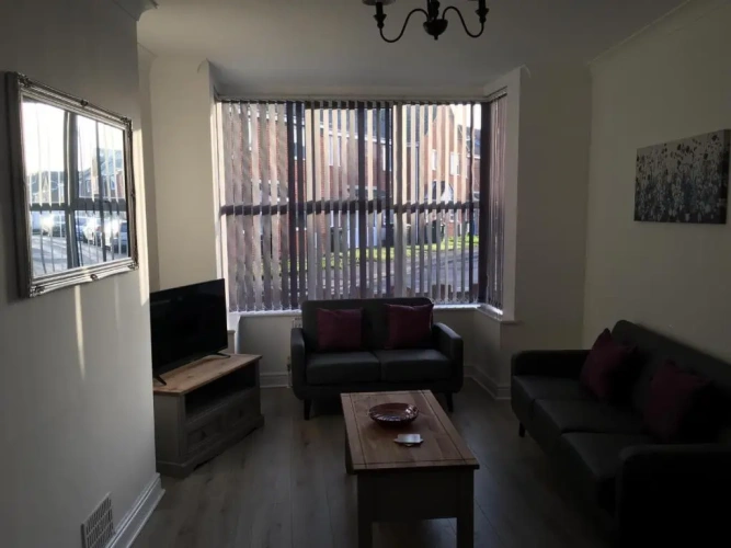 3 Bedrooms Cottage