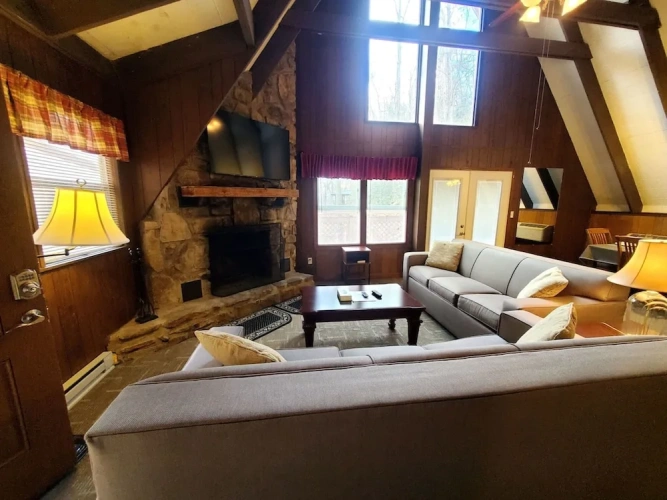 3 Bedrooms Chalet