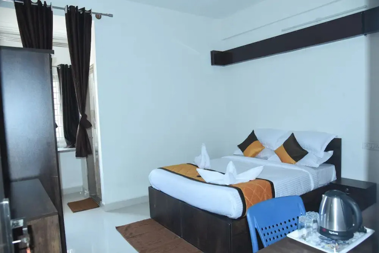 Grand view hotel