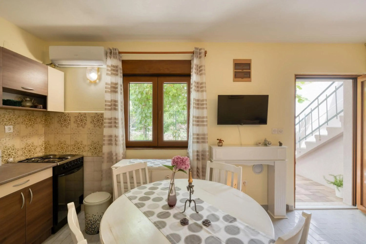 Garden apartment