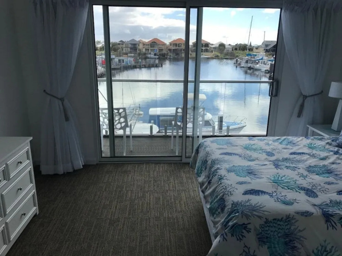Marina View Chalets
