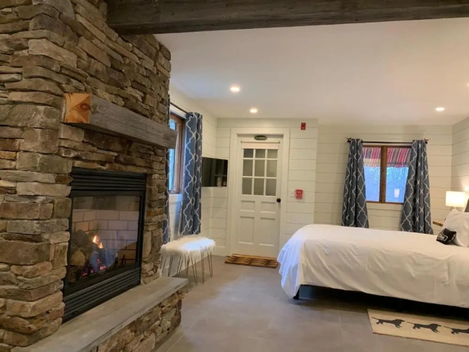 Deluxe Double Suite