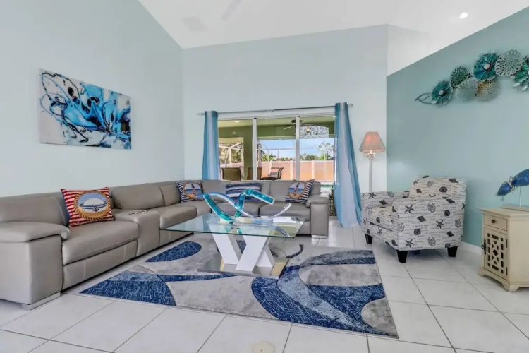 1722 SW 38th Ter