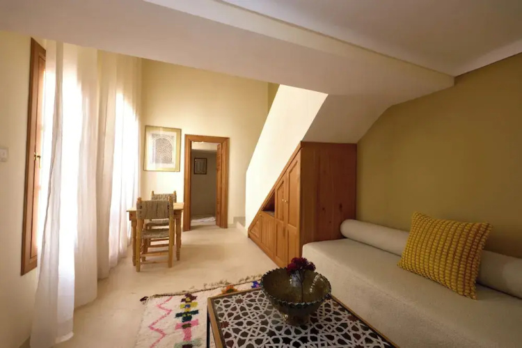 Riad Al Muhandiz