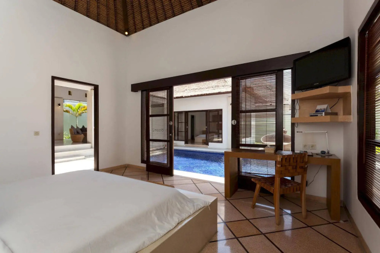 B Villa + Pool