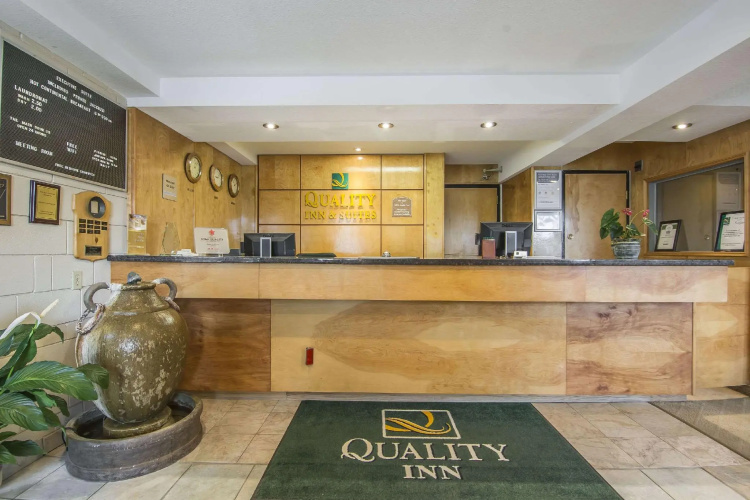 Prestige Riverside Lodge