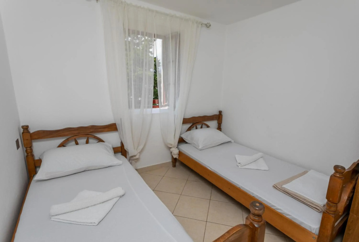 Beachfront House Jovan