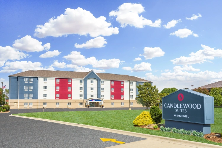 Candlewood Suites O'Fallon - St. Louis Area