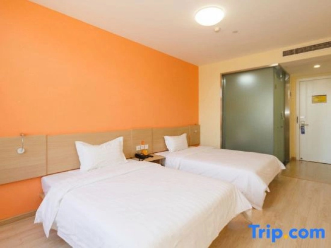 Ningbo 7Hao Chain Hotel