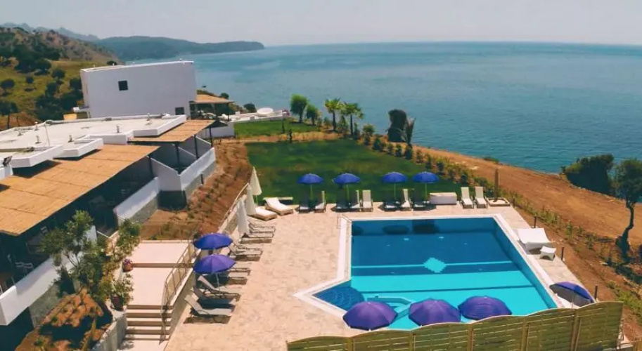 Eroessa Apartments