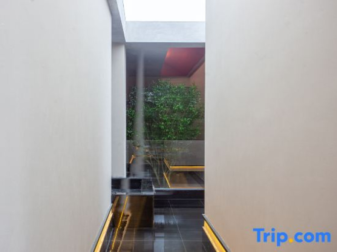 Zigong Jiduo Hotel