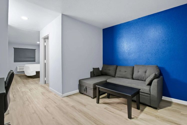 Deluxe Double Suite