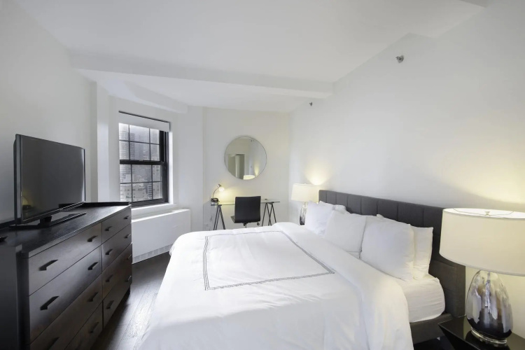 Bridgestreet at Beekman Towers