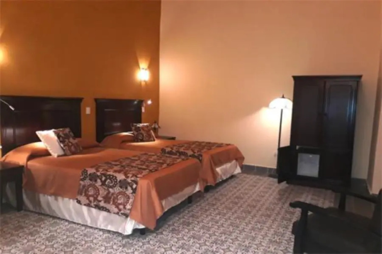 Hotel E Louvre