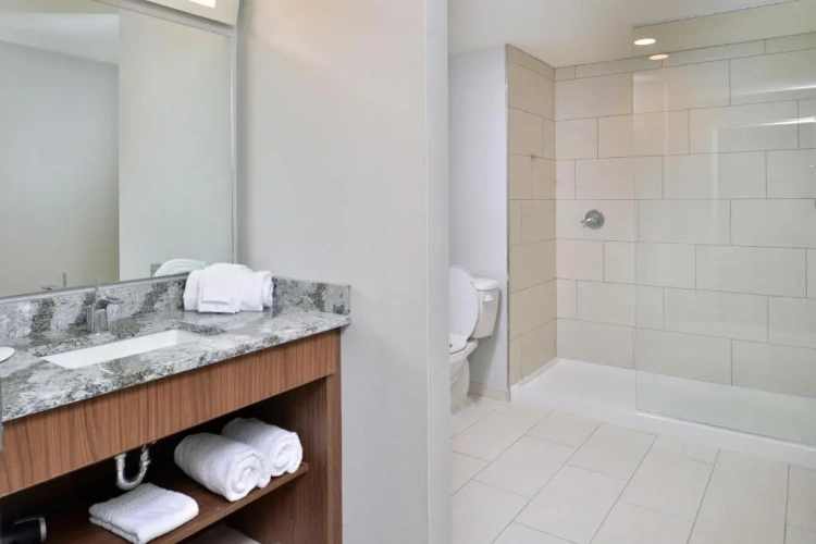 1 Bedroom Double Suite