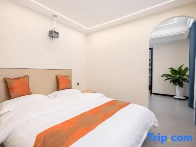 2 Bedrooms Suite