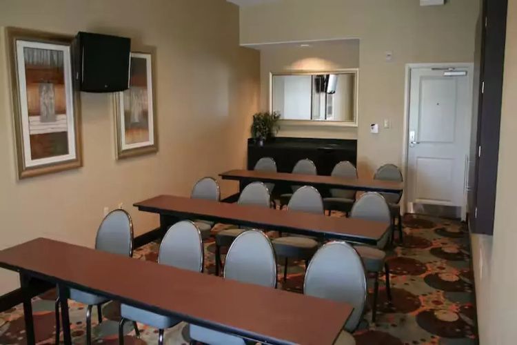 Hampton Inn La Grange