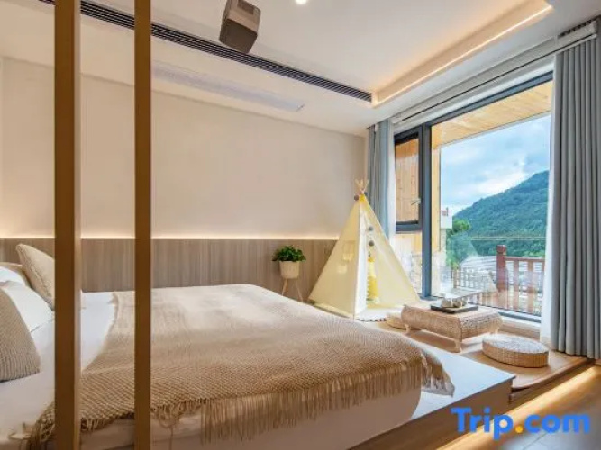 Tianzhushan Mountain Villa