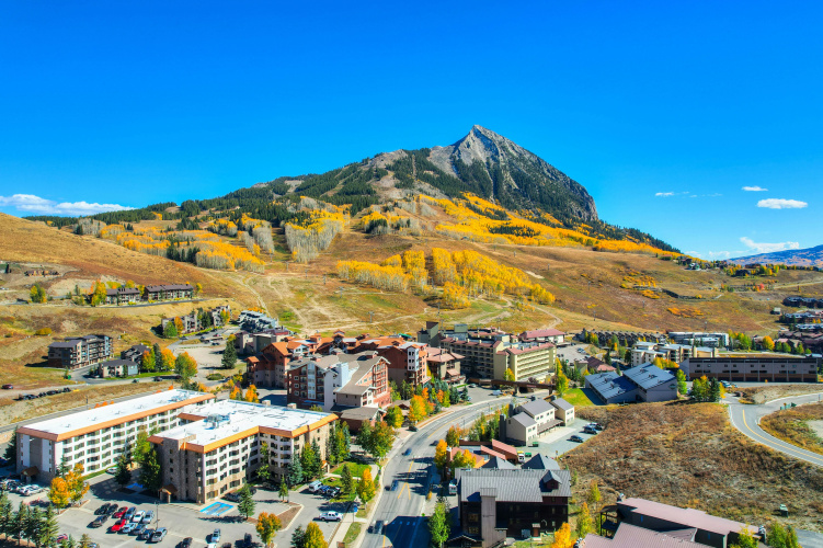 The Grand Lodge Crested Butte Hotel & Suites photo 11