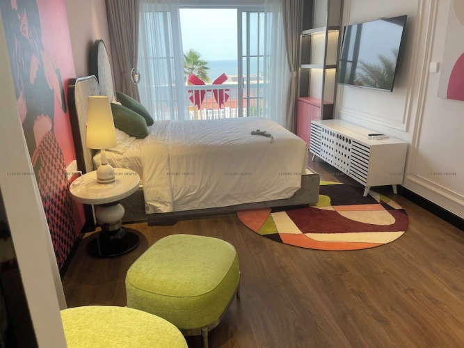 Grand Villa