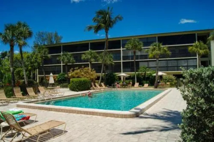 Sand Pointe #117