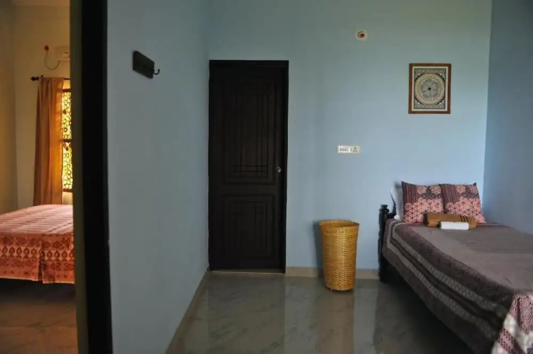 Pura Vida Varkala
