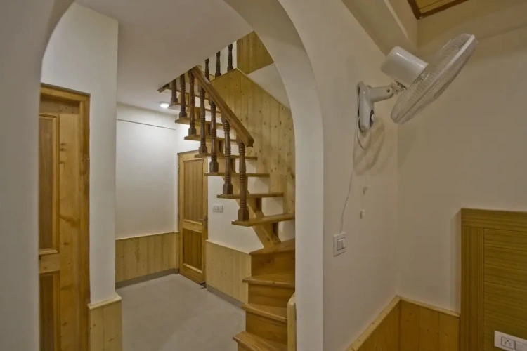 2 Bedrooms Standard Quadruple Family Duplex room with mountain view