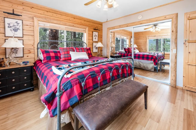 Moon Bear Lodge